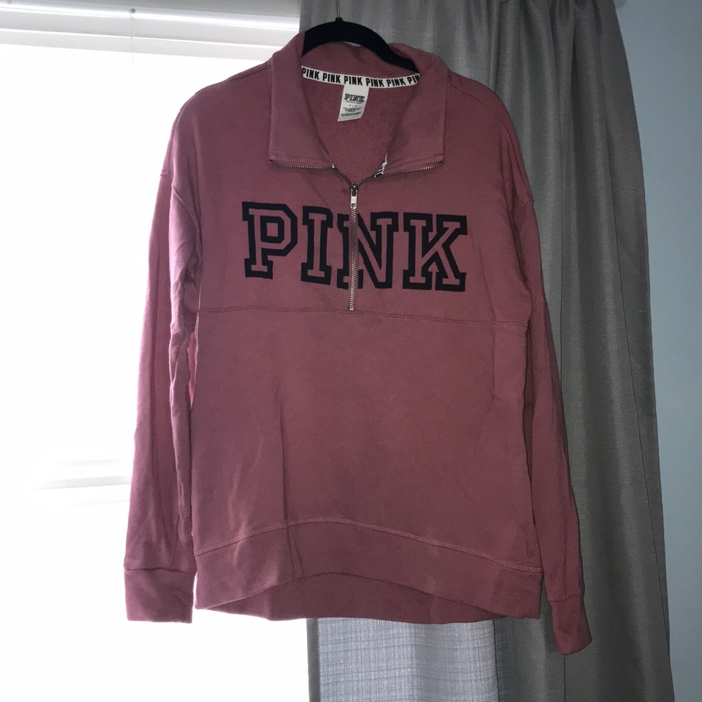 VS PINK pullover